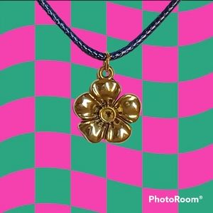 Flower charm necklace
